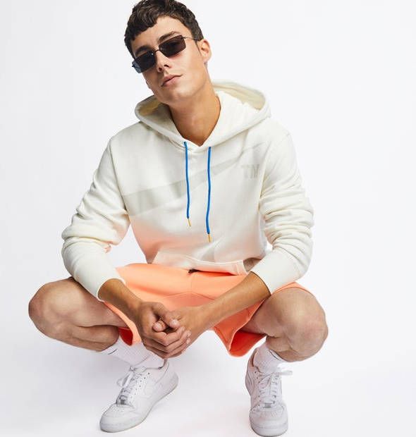 Nike Swoosh Heren Hoodies Wheat 66% Katoen, 34% Polyester