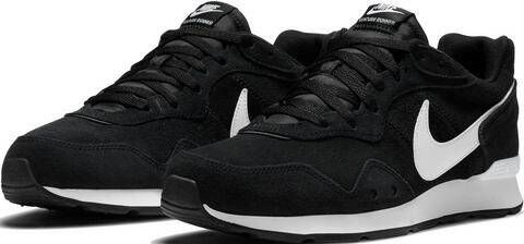 Nike Sportswear Sneakers Venture Runner Suede